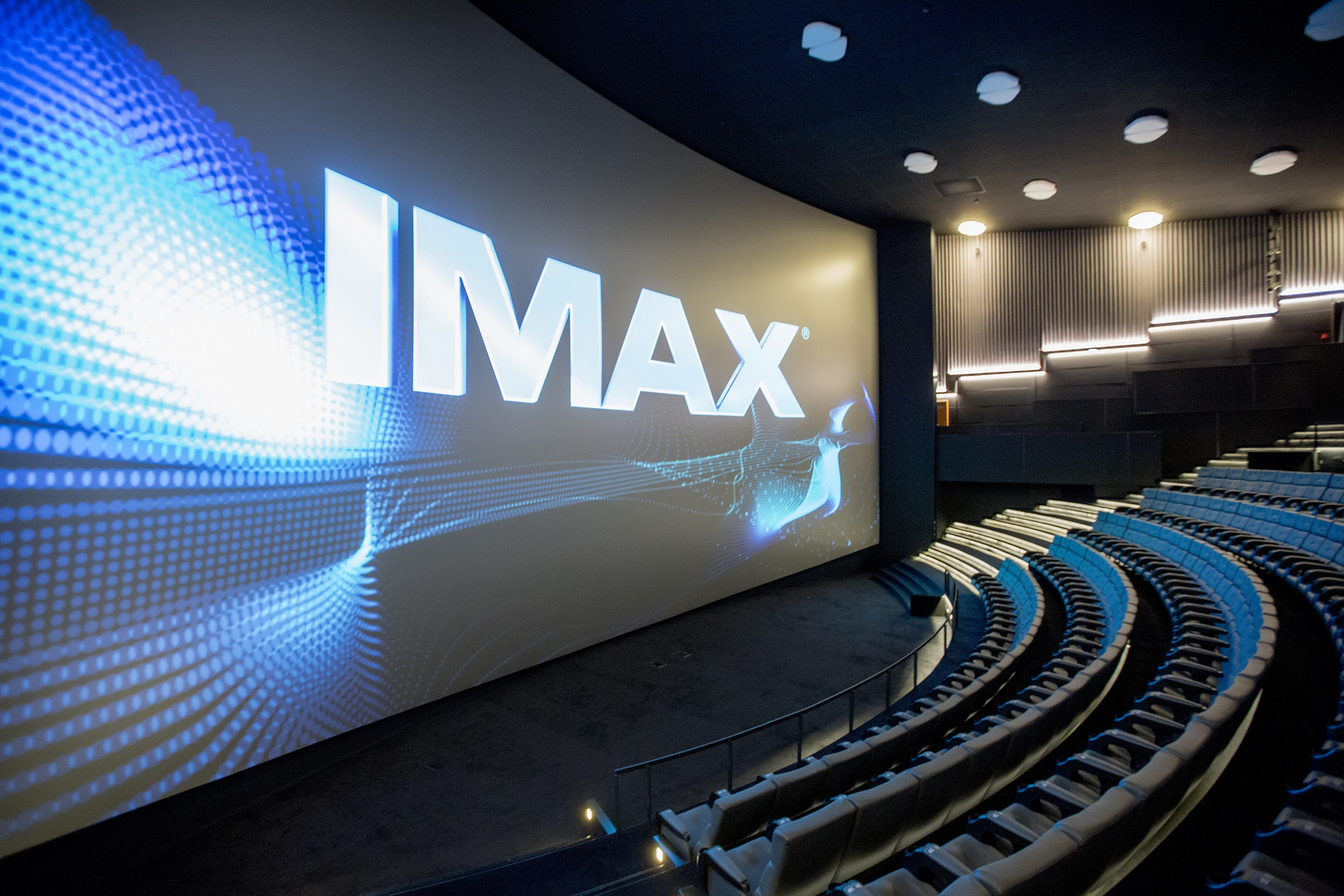 Кинотеатр с самым большим экраном. Nescafe IMAX кинотеатр. Аймакс 3л. Кинотеатры аймакс 3д в Москве. Кинотеатр Киносфера IMAX, Москва.